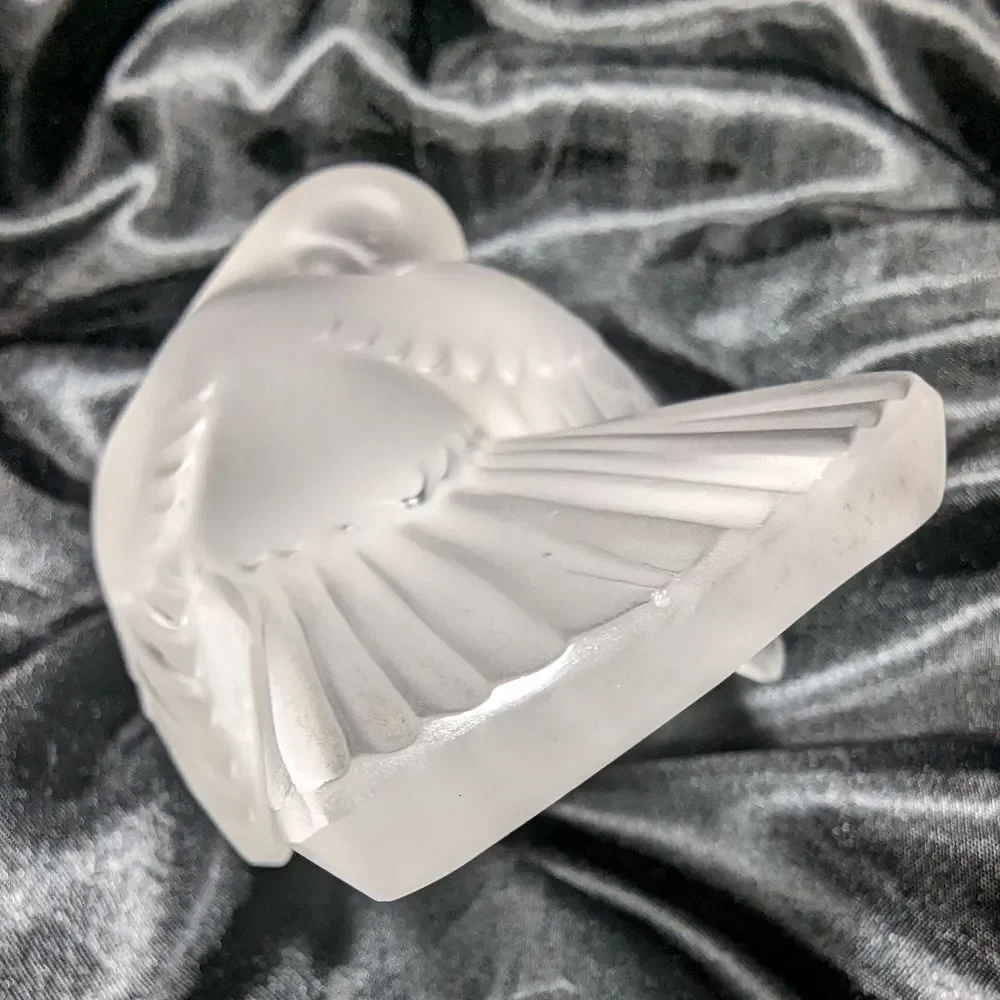 Vintage Signed Lalique (France) Crystal Swallow 1980
